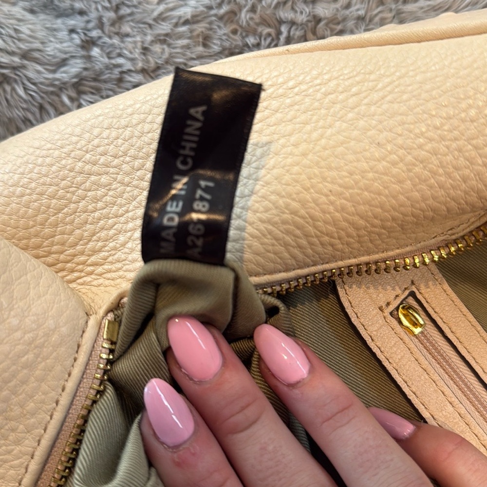 G.I.L.I Cream Textured Women's Bag - Picture 6 of 7
